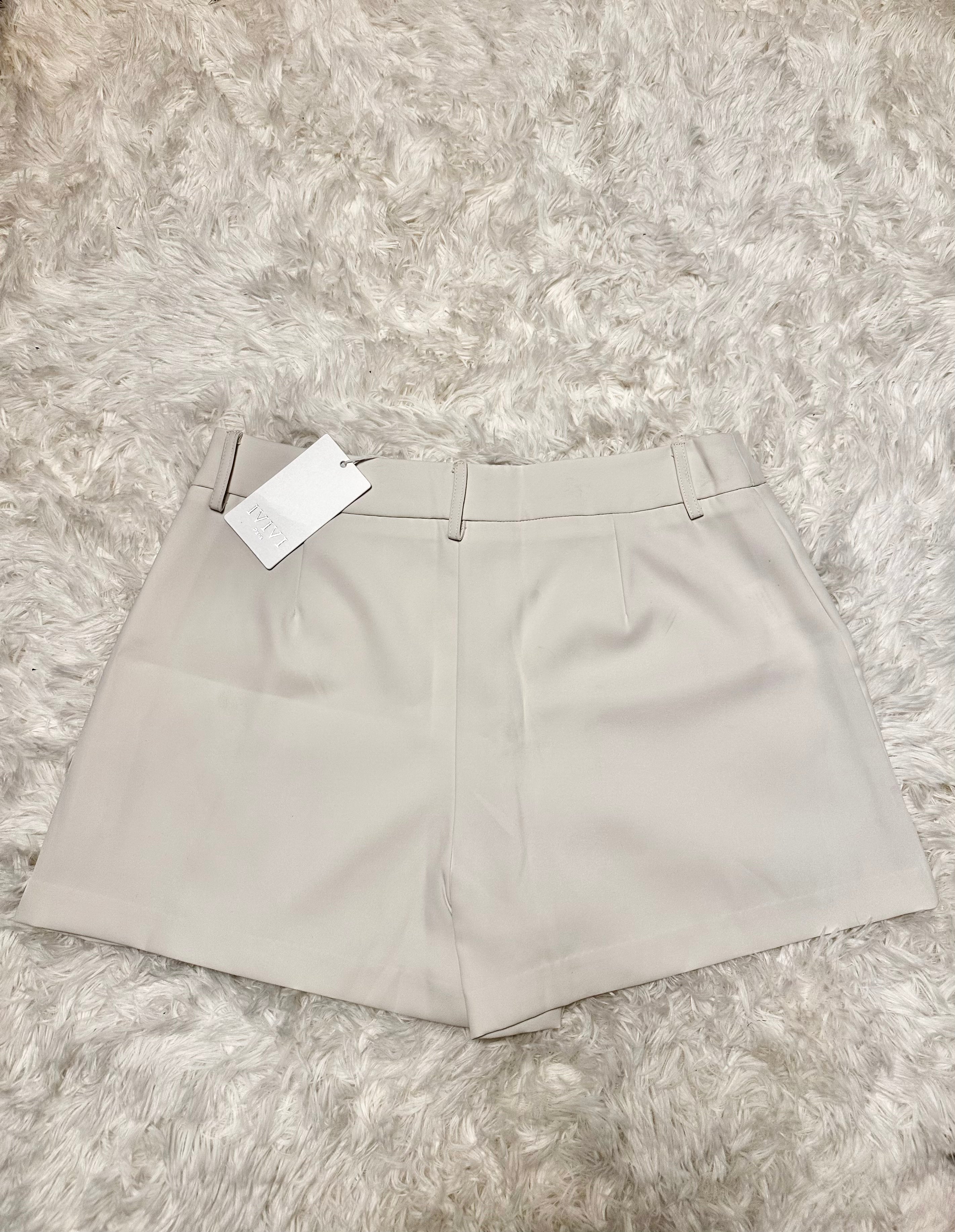 Saia short elegante